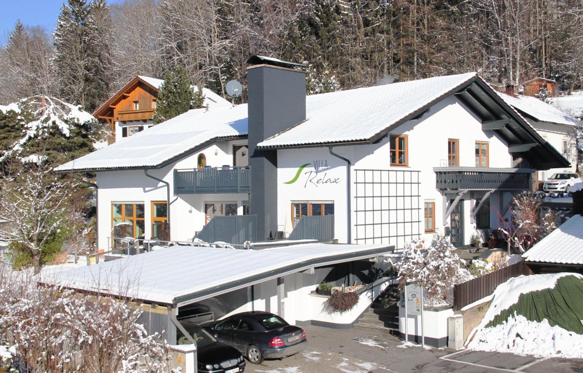 Relax - & Hallenbad & Relaxgarten Appartement