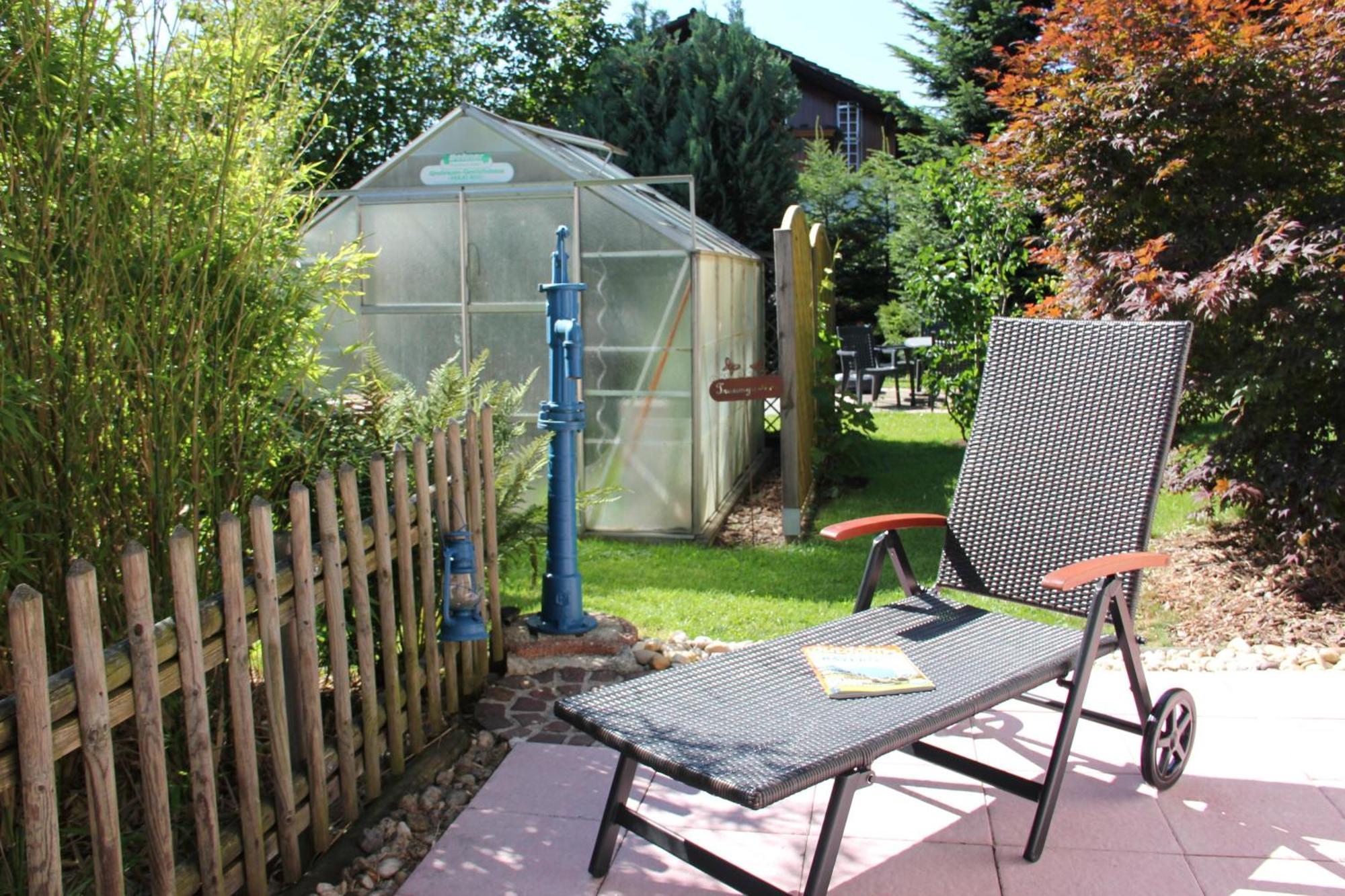 Relax - & Hallenbad & Relaxgarten Appartement